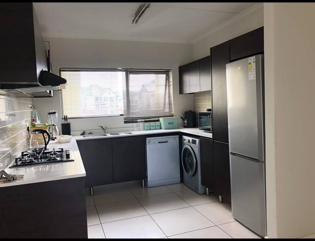 2 BEDROOM APARTMENT TO LET IN KYALAMI HILLS